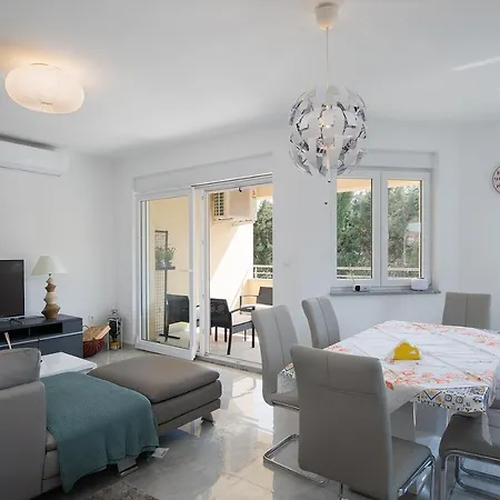 Jan&enzo Apartment *